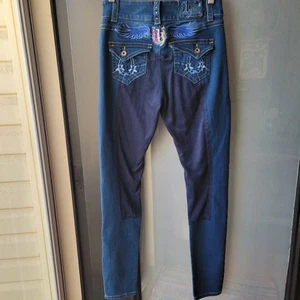 2KGrey Reitjeans Damen Größe 26 bestickt und verziert Gesäßtaschen - Bild 1 von 13