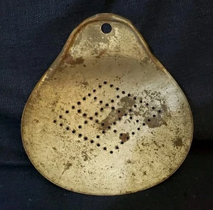 Vintage Primitive Bauernhaus Milch/Sahne Abschäumer/Sieb/Schaufel 5 3/4”x 6” - Bild 1 von 2