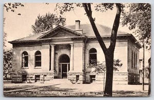 Edwardsville Illinois ~ Edificio de la Biblioteca Pública Carnegie antes de la expansión ~ 1909 PC - Imagen 1 de 3