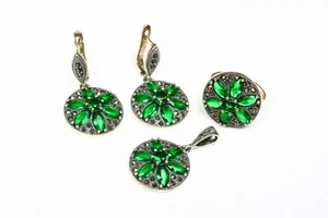 Set di gioielli vittoriani in argento sterling da donna - pietre preziose smeraldo simulate - Foto 1 di 7