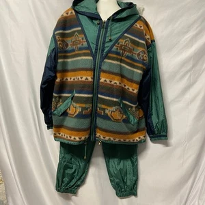 Traje de pista East West cortavientos chaqueta pantalones capucha talla S usado en excelente estado vintage años 90 - Imagen 1 de 14