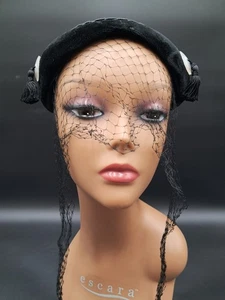 1960s Vintage Black Velvet  Womens Church Hat Brocade Tassels Netting - Bild 1 von 6