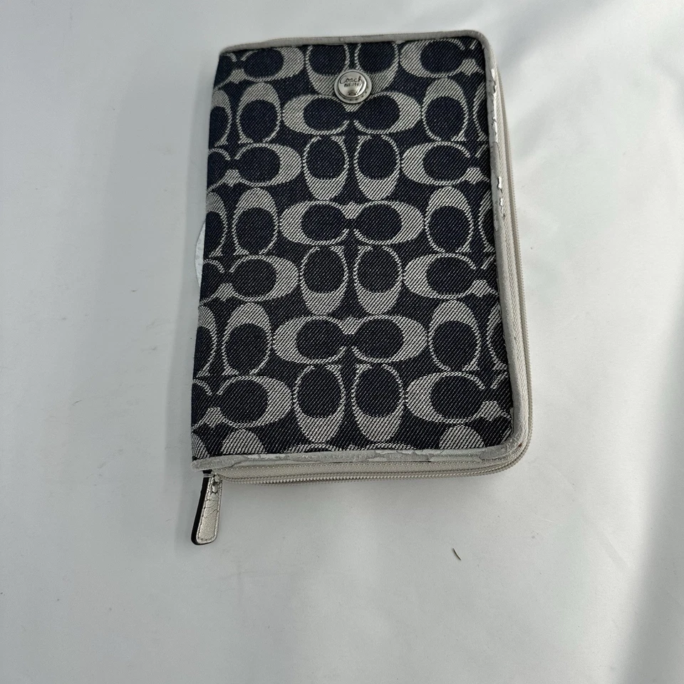 Funda iPad Mini Coach Foto 1 de 4