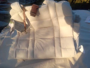 Koolaburra by UGG Soft Padded Pet Carrier "BUDDY" (New w/Minor Scratch- Read) - Picture 1 of 6