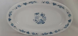 ARCOPAL FRANCE Milk Glass White Oval Platter Plate Blue Flowers 14" x 9" - Picture 1 of 12