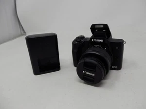 Canon EOS 24.1MP M50 Spiegellose Objektivkamera mit 15-45mm mit Akku & Ladegerät - Bild 1 von 8