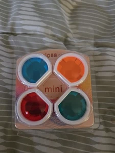 Color Close Up Lens - Picture 1 of 3