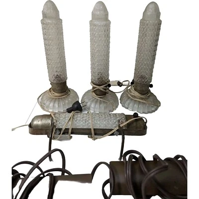 Set (6) MCM Vintage Art Deco Glass Bullet Torpedo Skyscraper Boudoir Table Lamps Foto 1 de 4