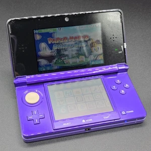 Nintendo 3DS Handheld-Spielkonsole CTR-001 Midnight Purple - Bild 1 von 15