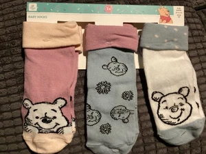 BNWT New  Disney Baby 3 Pack of Baby Socks - Winnie the Pooh - 12-24M EU 19-22 - Picture 1 of 4