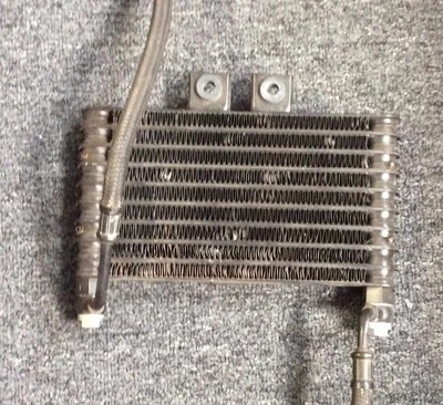  Enfriador de aceite Hyosung Comet GT250, 2008 de una bicicleta de 3000 millas. Bonito y limpio Foto 1 de 4