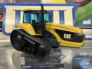 1/16 NZG 1996 CAT challenger 45 tracked tractor displayed nice used - Picture 1 of 6