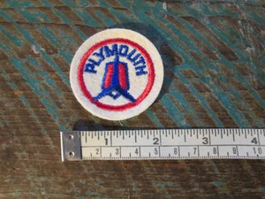 SMALL PLYMOUTH RACING PATCH NASCAR ROAD RUNNER GTX BARRACUDA FURY SATALLITE - Picture 1 of 1