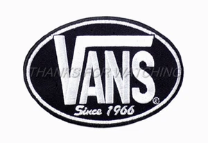 VANS EMBROIDERED PATCH IRON/SEW ON 3-3/8" x 2-1/8" SKATEBOARDING "OFF THE WALL" - Bild 1 von 2