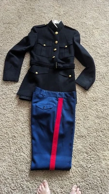 Chaqueta y pantalón uniforme azul de los oficiales del USMC de la Segunda Guerra Mundial Foto 1 de 4