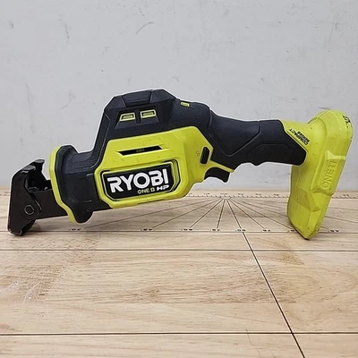 Sierra recíproca compacta de una mano sin escobillas RYOBI (PSBRS02) ONE+ HP 18V Foto 1 de 4