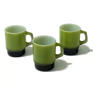 Fire King Ware, Avocado grün mit schwarz 8 Unzen Stapeltassen, 3er Set - Bild 1 von 4