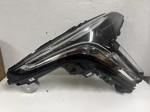 OEM 2019 2020 2021 CADILLAC XT4 RIGHT RH PASSENGER SIDE HID LED HEADLIGHT - Picture 1 of 13