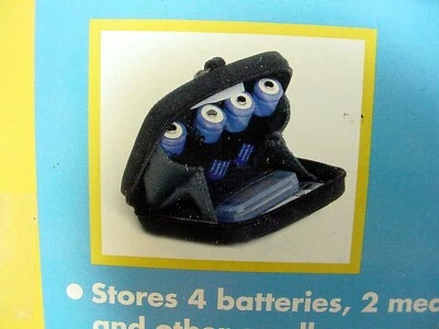 Estuche de accesorios digitales Ape | Tiene capacidad para 4 pilas AA y 1 tarjeta multimedia | Nuevo | $9,55 | Foto 1 de 2