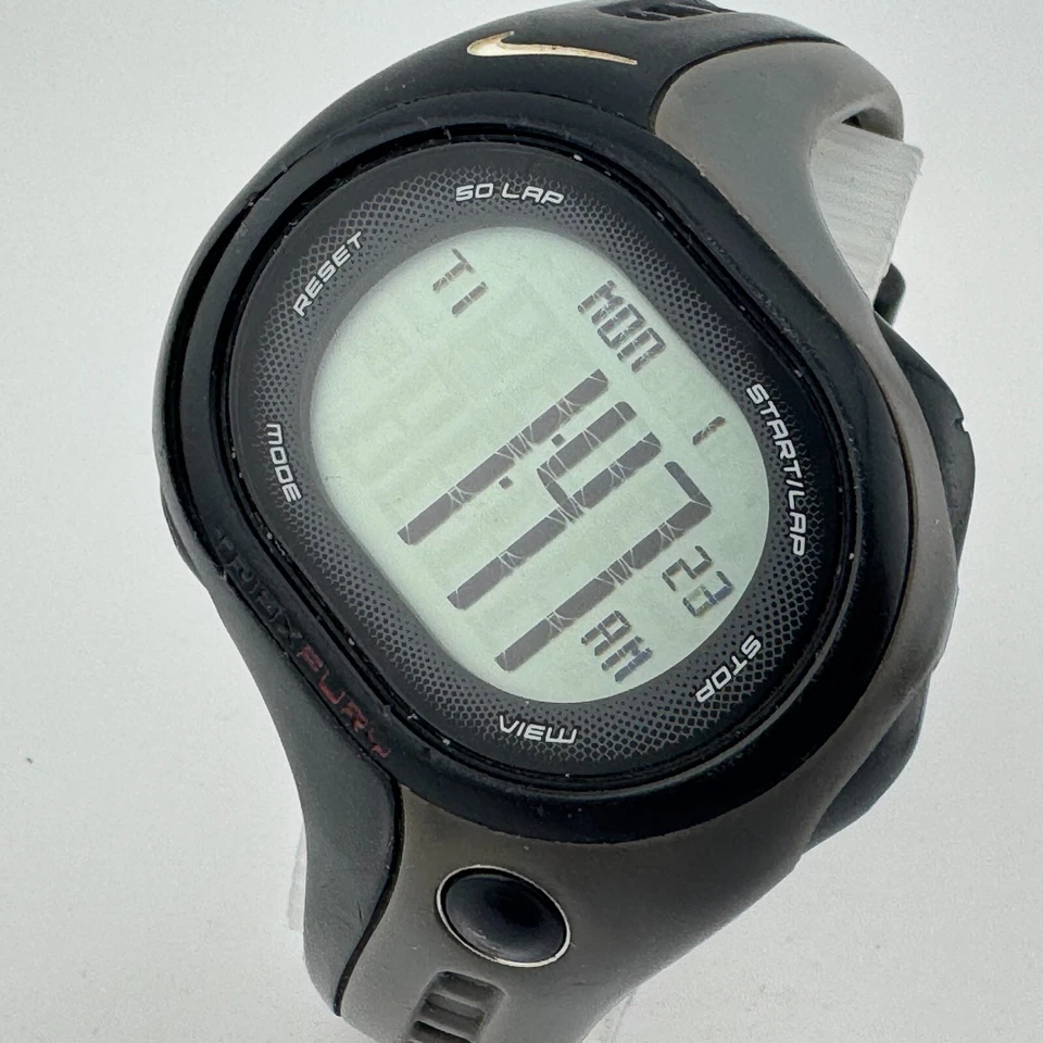 Reloj Digital de Cuarzo Nike Fury WR0142 Hombres 100m Triax Polímeros Cronógrafo Batería Nueva Foto 1 de 4