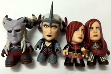 Titans Vinyl Figure Dragon Age Heroes of Thedas Arishok Leliana Flemeth