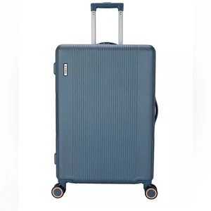 Tag Gateway Piece Hard side Spinner 20“ Luggage suitcase $439 - Picture 1 of 9