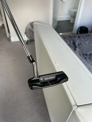 Odyssey Toulon Madison 32 Inch Putter Right Handed - Image 1 of 4