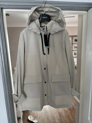 Geox Woman’s Lightweight Ilde Parker Jacket Size 6 NEW! - Image 1 of 4