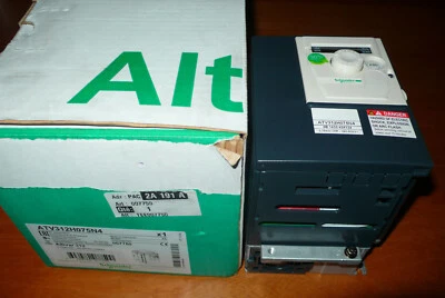 VARIATEUR TRIPHASE 380V 0,75KW FREQUENCE VITESSE SCHNEIDER ELECTRIC ATV312H075N4 - Photo 1/4