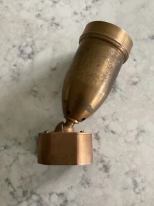 Luce di inondazione o spot vintage in ottone/bronzo (CTG CO. ILLUMINAZIONE) - Foto 1 di 4