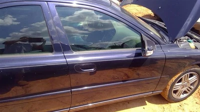 Passenger Right Front Door Sedan Fits 01-09 VOLVO 60 SERIES 251680 — 第 1/4 张图片