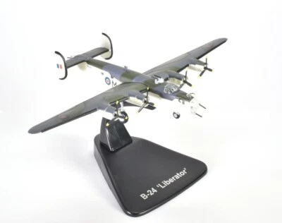 Consolidated B-24 Liberator 1:144 Bombers Atlas WW2 AIRCRAFT MODEL PLANE B111