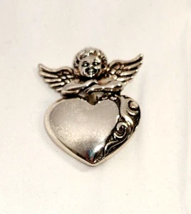 Unsigned Angel Heart Pendant Brooch Silver Toned - Picture 1 of 3