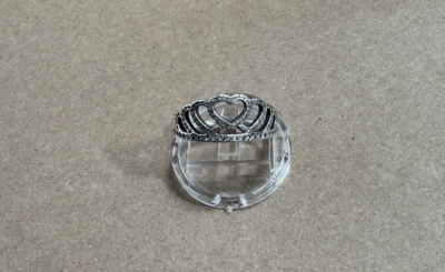 Auténtico ANILLO TIARA CORAZONES PANDORA Talla 8 Foto 1 de 4