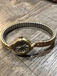 Vintage Bulova 10k RGP Women's Hand Wind Watch N3 Working - Picture 1 of 4