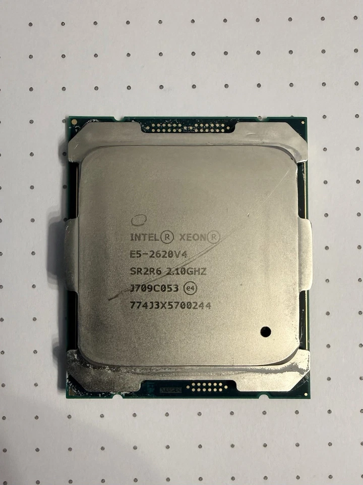 Procesador de servidor Intel Xeon E5-2620 V4 2,10 GHz 8 núcleos 20 MB LGA2011-3 SR2R6 85 W Foto 1 de 1
