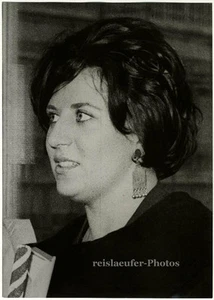 Elyane Vermeirsch acompaña a Lumumba, foto original de 1960 - Imagen 1 de 1