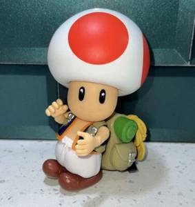 Nintendo Super Mario Bros Toad Figure Banpresto - Picture 1 of 6