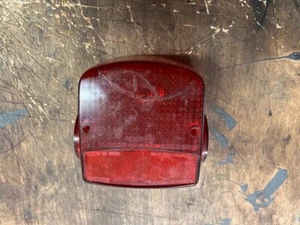 LENTE DE LUZ TRASERA SUZUKI TS250/TS185/TS125 - Imagen 1 de 4