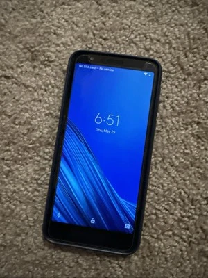 Motorola Moto e6 smartphone 16 GB (unlocked) - Image 1 of 2