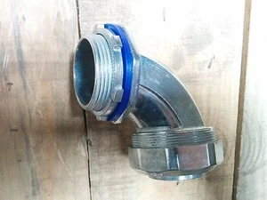 (1 pieza) Conector hermético a líquido 90 grados zinc fundido a presión 2" Conducto hermético a líquido - Imagen 1 de 2