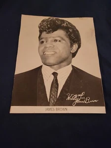 circa 1960 original glossy black & white 7.5 x 9.5 James Brown publicity photo - Picture 1 of 10