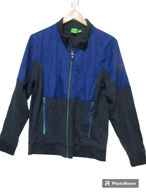 Suéter/Chaqueta Cortavientos Talla M BOSS Hugo Boss Etiqueta Verde GRAN LOGOTIPO en la parte posterior Usado en Excelente Condición Foto 1 de 4