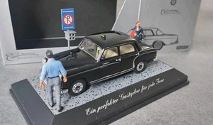 Faller Mercedes-Benz 220 a (Ponton) W180 Taxi 1:43 - Picture 1 of 5