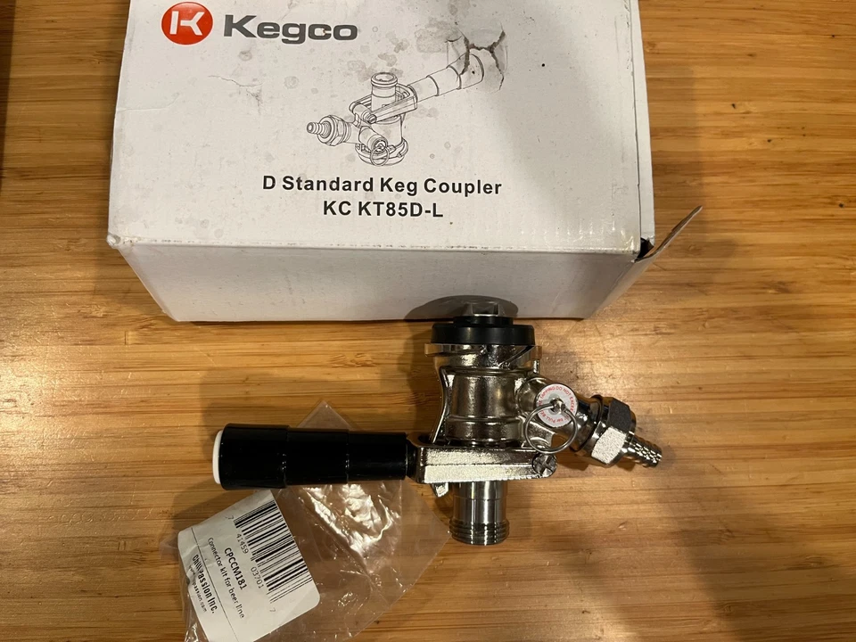 Acoplador de barril Kegco KC KT85D-L sistema estándar D negro sin usar nueva caja abierta cerveza Foto 1 de 1