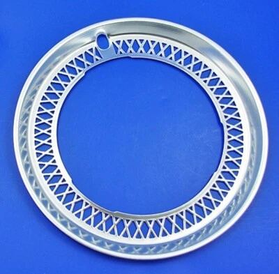 FORD PREFECT 100E, 101E, ACABAMENTOS DE RODA NOVOS EM FOLHA X 4 (CORREIO GRÁTIS DO REINO UNIDO) - Imagem 1 de 3