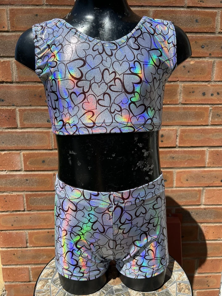 lycra crop top amd shorts dance costume - Image 1 of 1