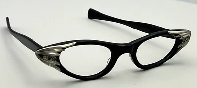 Vtg NOS Art Nouveau American Optical Cat Eye Women's AO Eyeglasses Frames #476 - Image 1 of 4