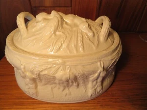 INCREÍBLE PLATO DE PASTEL DE JUEGO DE PORCELANA BLANCA PORTMEIRION DETALLADO - TALLA 3 - Imagen 1 de 11