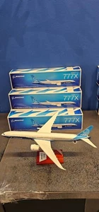 Boeing 777-X 1:200 - Picture 1 of 1